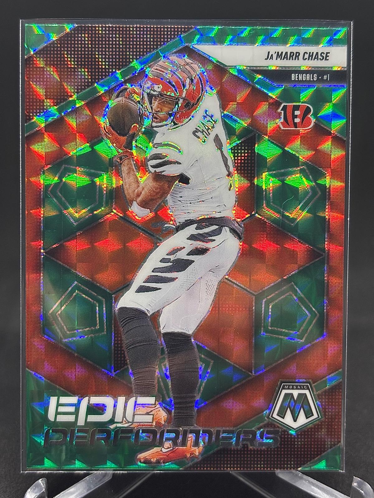 2025 Panini Mosaic Epic Performers Ja'Marr Chase [Mosaic Green] #1 card