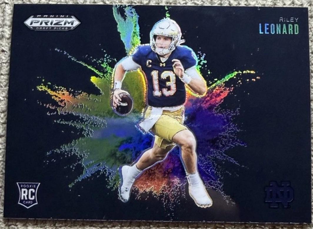 2025 Panini Prizm Draft Picks Color Blast Riley Leonard [Black] #10 card