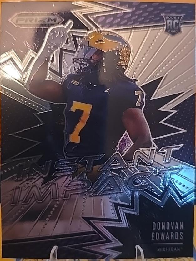 2025 Panini Prizm Draft Picks Instant Impact Donovan Edwards #6 card