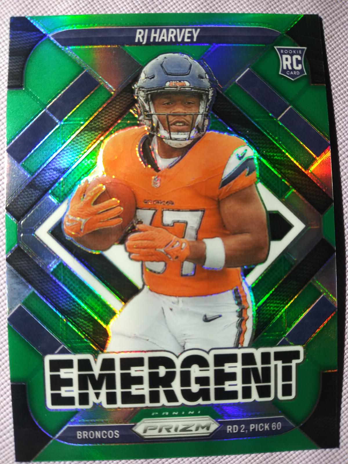 2025 Panini Prizm Emergent RJ Harvey [Green] #16 card
