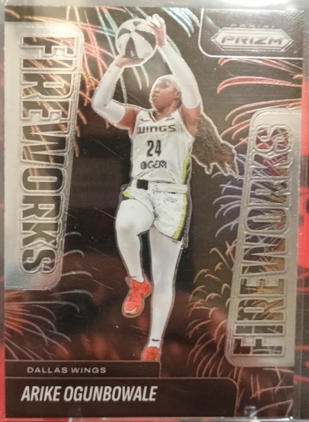 2025 Panini Prizm WNBA Fireworks Arike Ogunbowale #8 card