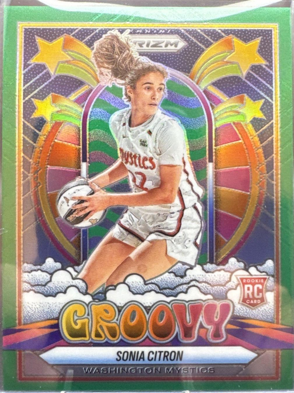 2025 Panini Prizm WNBA Groovy Sonia Citron [Green] #13 card