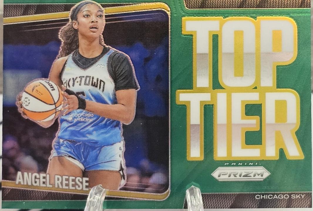 2025 Panini Prizm WNBA Top Tier Angel Reese [Green] #3 card