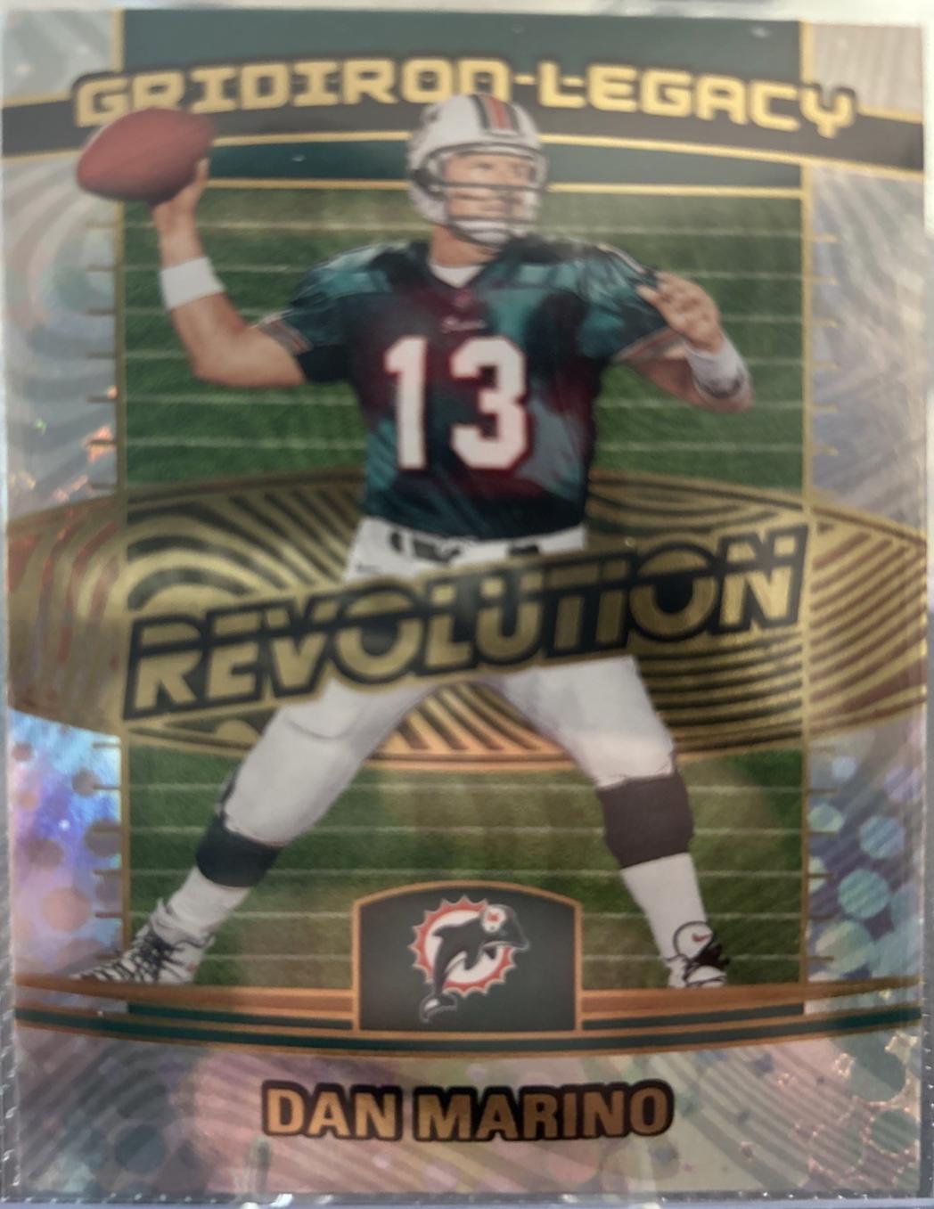 2025 Panini Revolution Gridiron Legacy Dan Marino #8 card