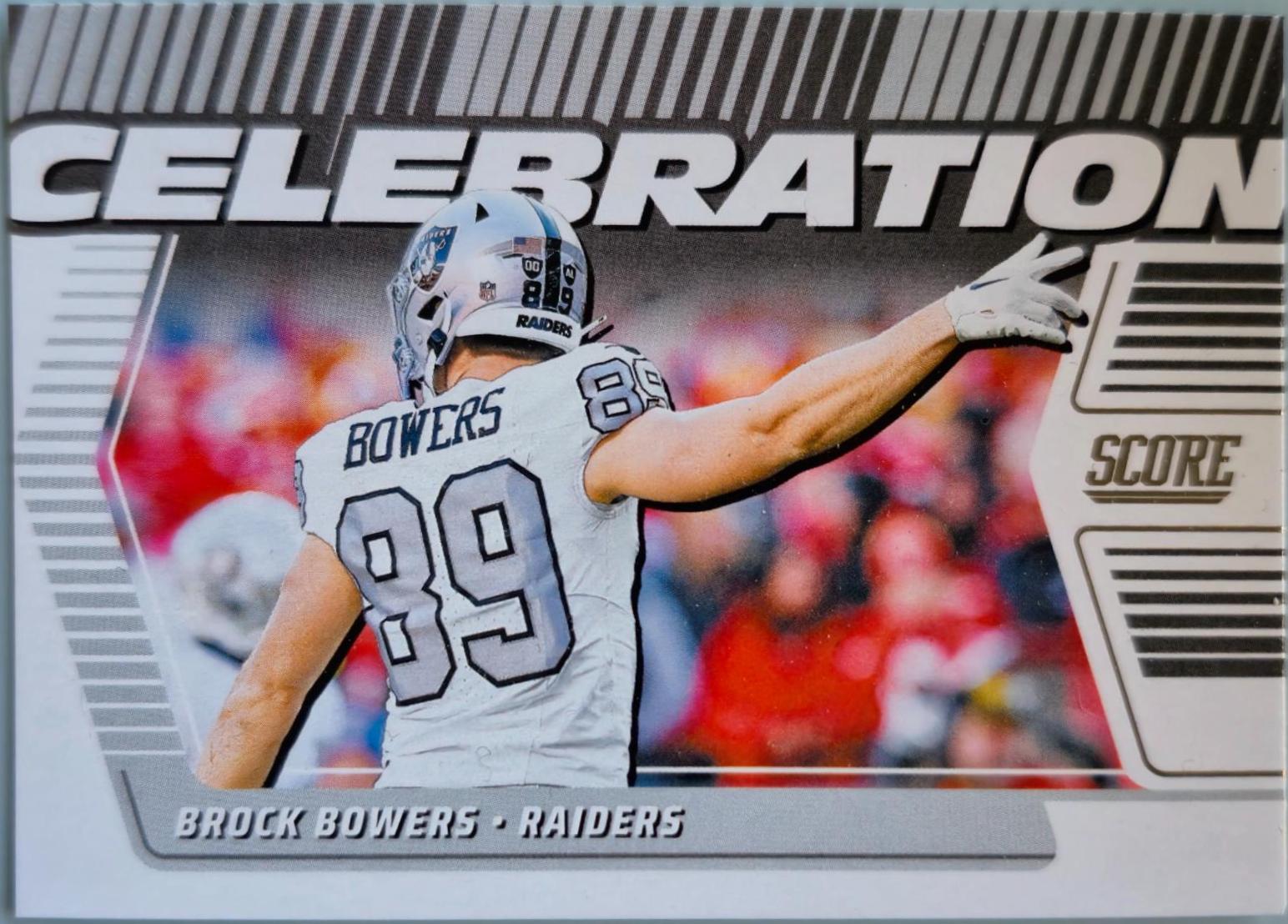 2025 Panini Score Celebration Brock Bowers #20 card