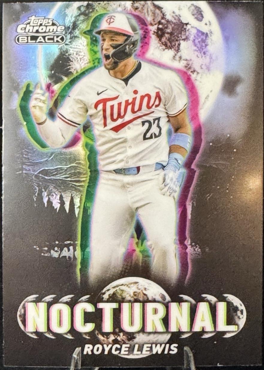 2025 Topps Chrome Black Nocturnal Royce Lewis #NOC-25 card