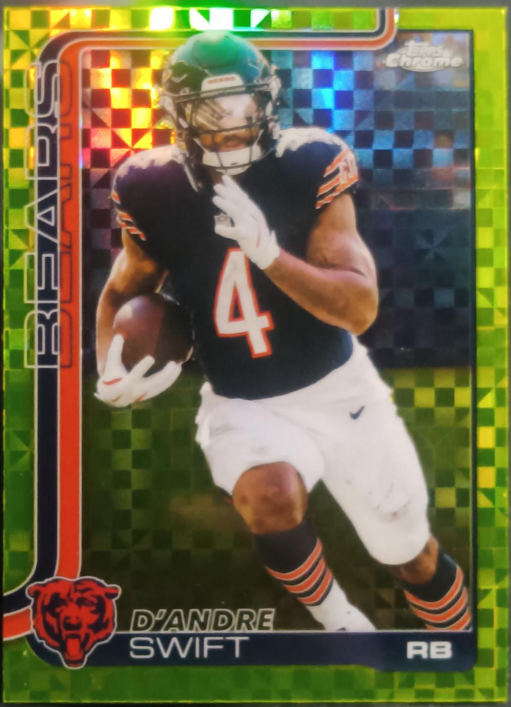 2025 Topps Chrome D'Andre Swift [X-Fractor Green] #53 card