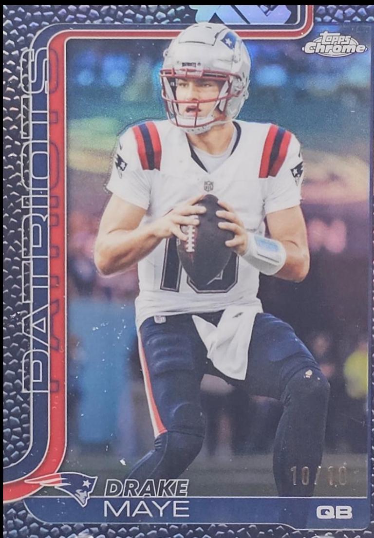 2025 Topps Chrome Drake Maye [Leather Black] #207 card