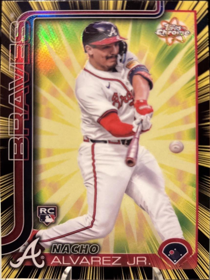 2025 Topps Chrome Radiating Rookie Nacho Alvarez Jr. #RR-19 card