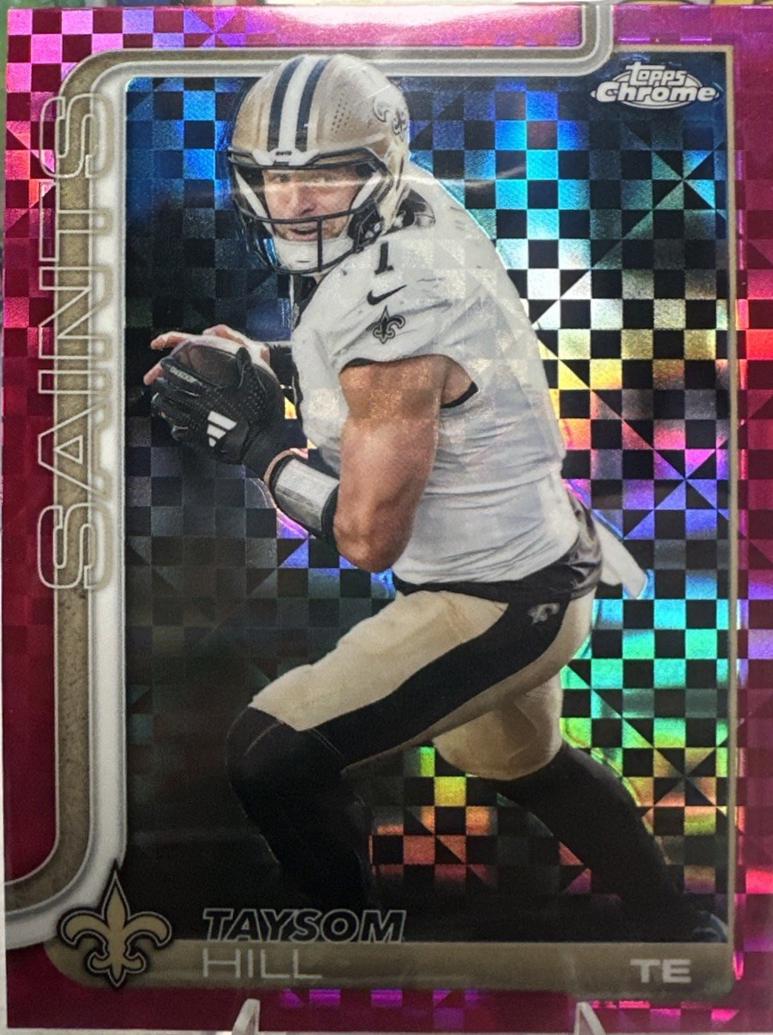 2025 Topps Chrome Taysom Hill [X-Fractor Pink] #222 card