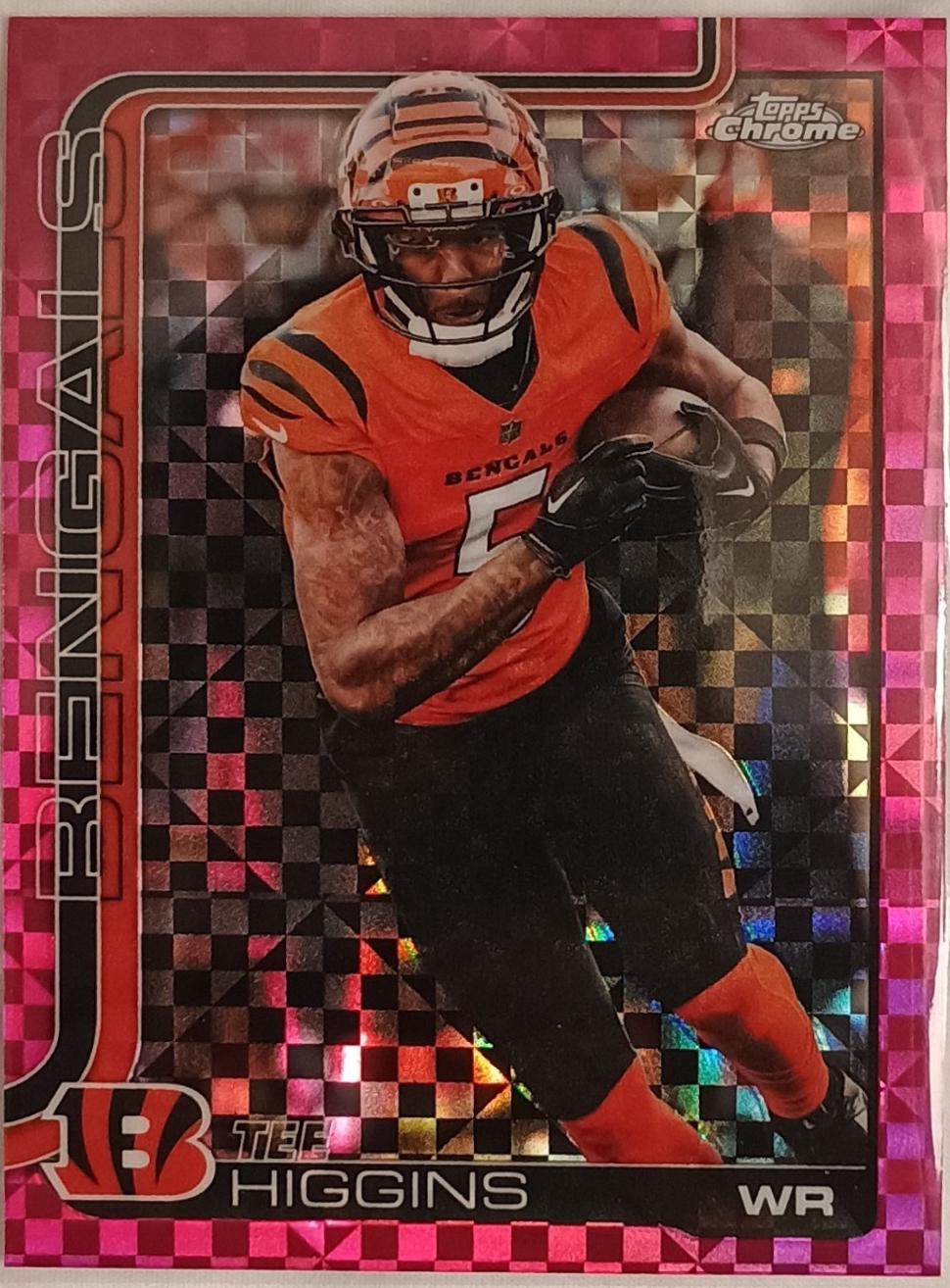 2025 Topps Chrome Tee Higgins [X-Fractor Pink] #59 card