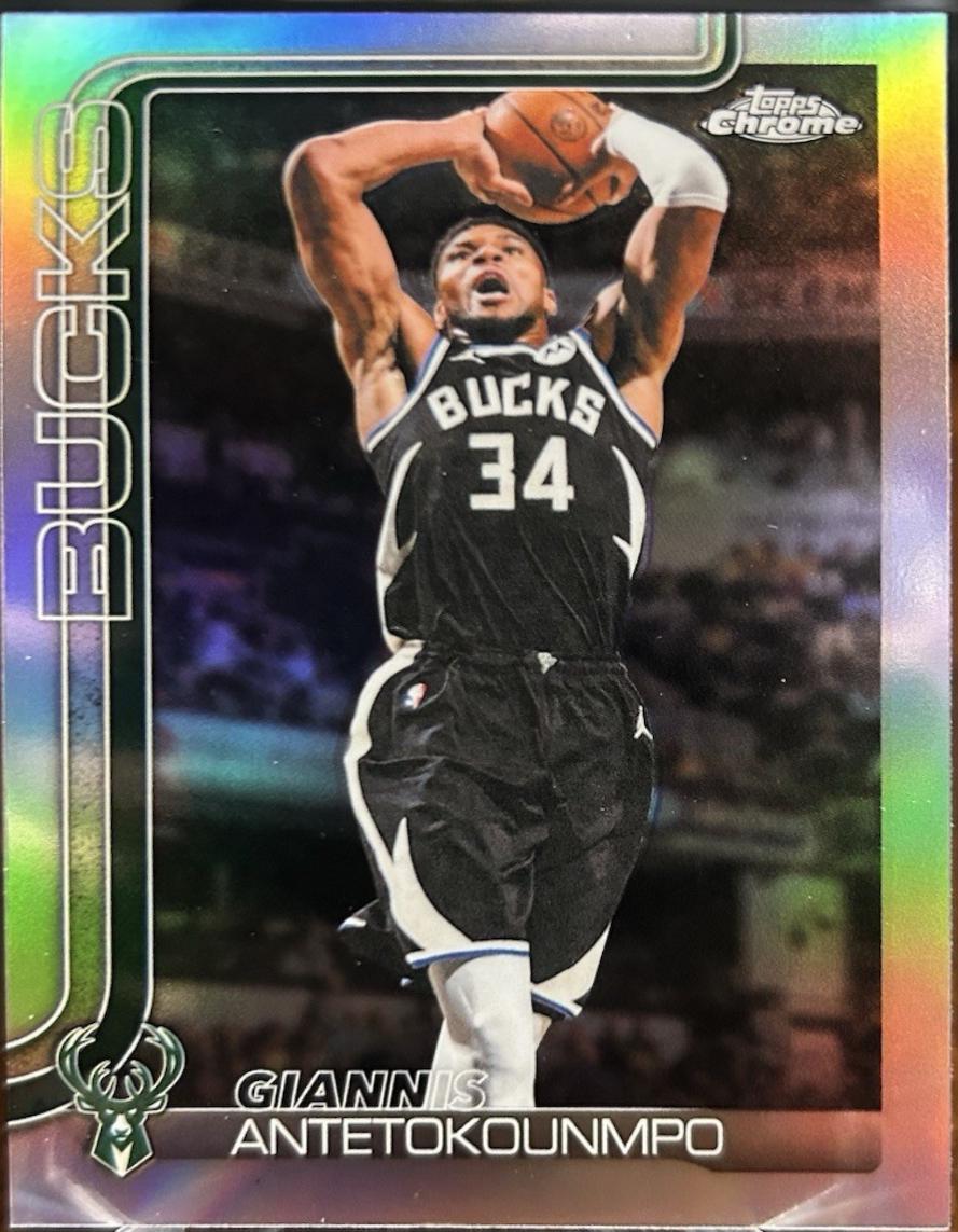 2025 Topps Chrome Update Giannis Antetokounmpo [Refractor] #7 card