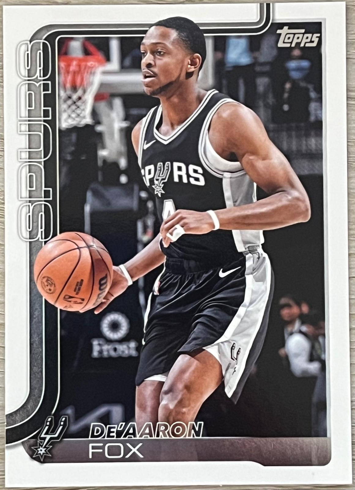 2025 Topps De'Aaron Fox #196 card