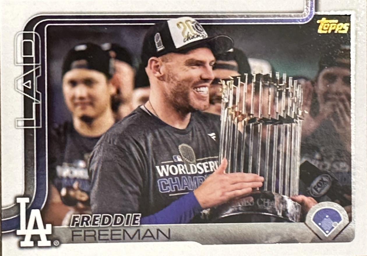 2025 Topps Freddie Freeman [Golden Mirror Image Variation] #239 card