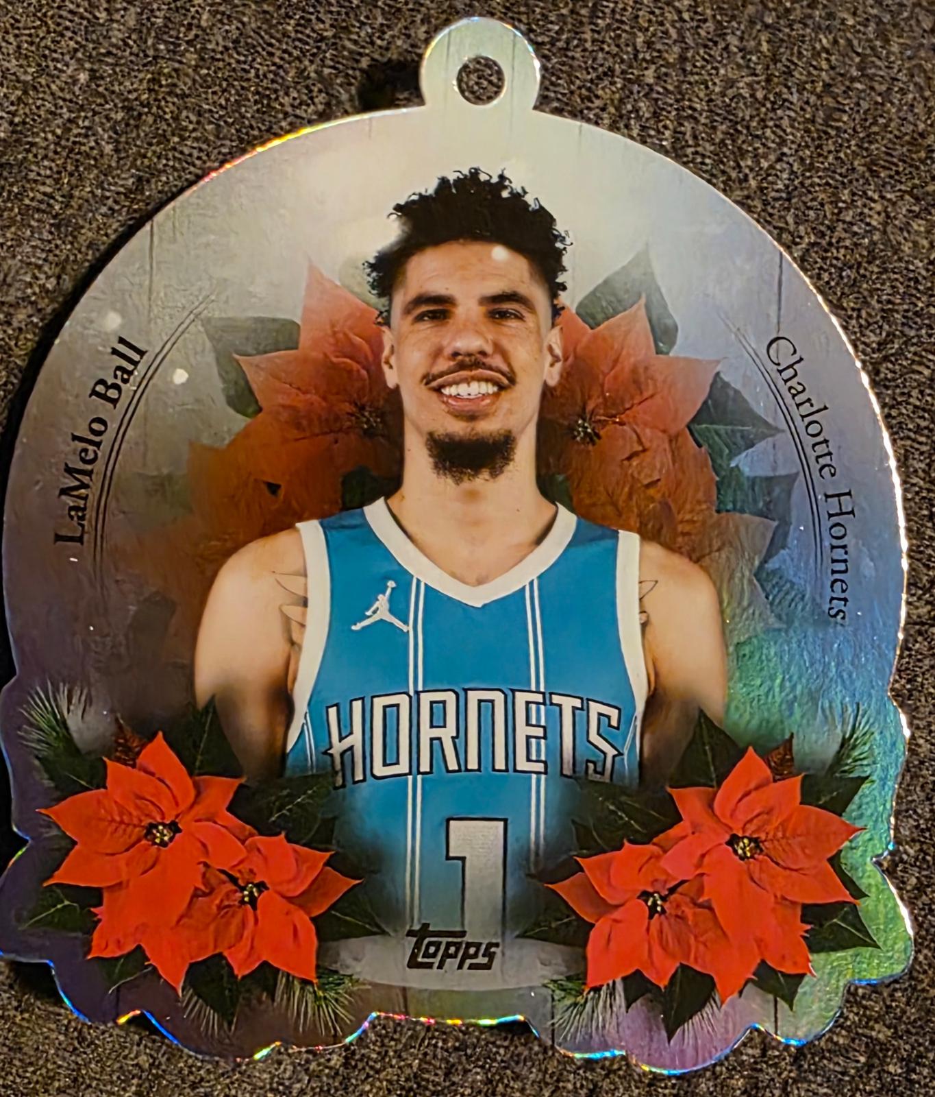 2025 Topps Holiday Oversized Die-Cut Ornament LaMelo Ball #DCO-LB card