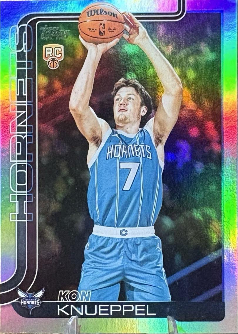 2025 Topps Kon Knueppel [Rainbow Foilboard] #204 card