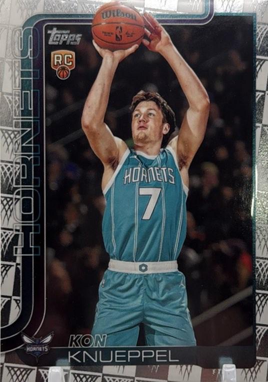 2025 Topps Kon Knueppel [Season Tip-Off] #204 card