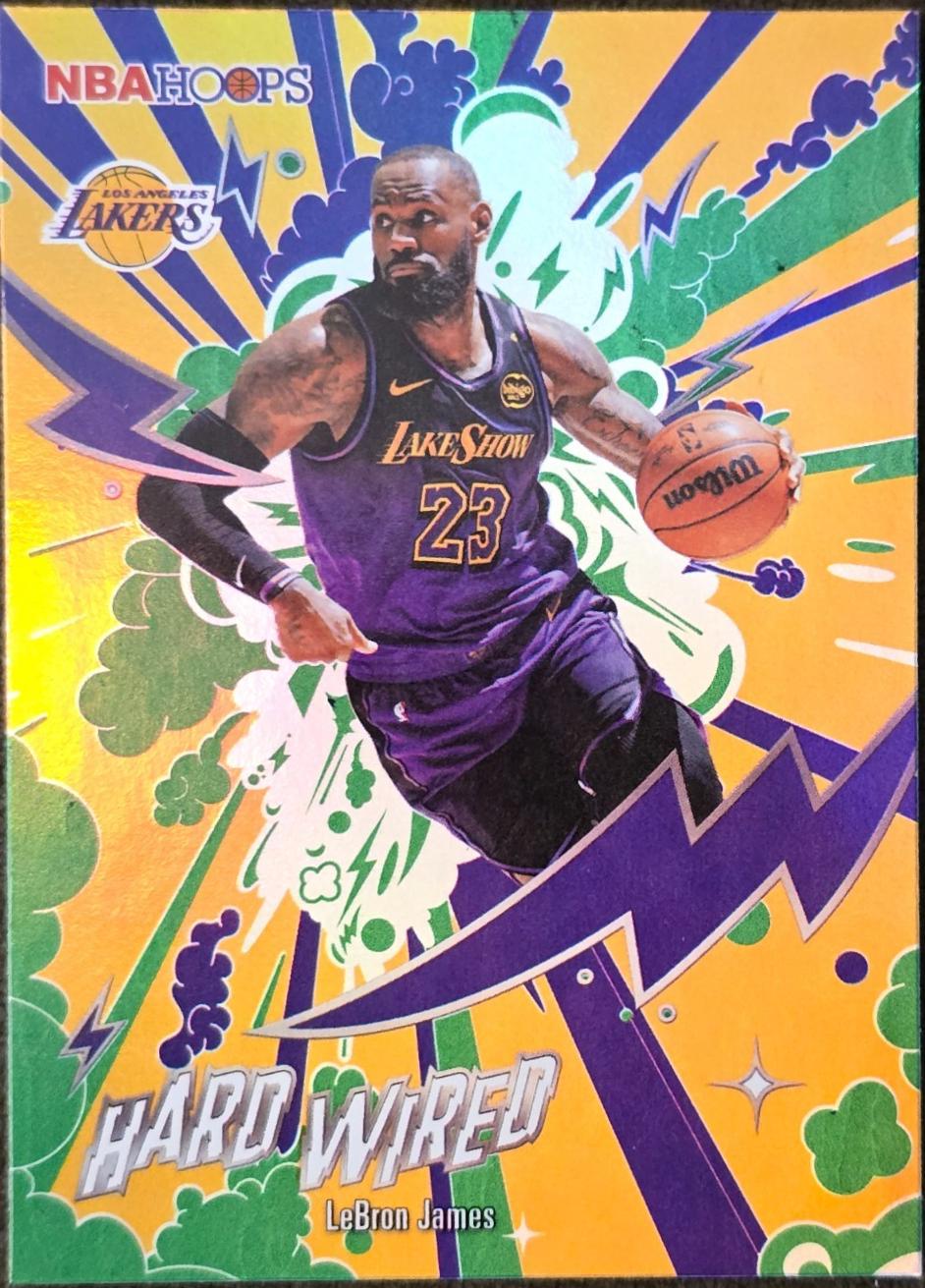 2025 Topps NBA Hoops Hardwired LeBron James [Green] #HW-11 card