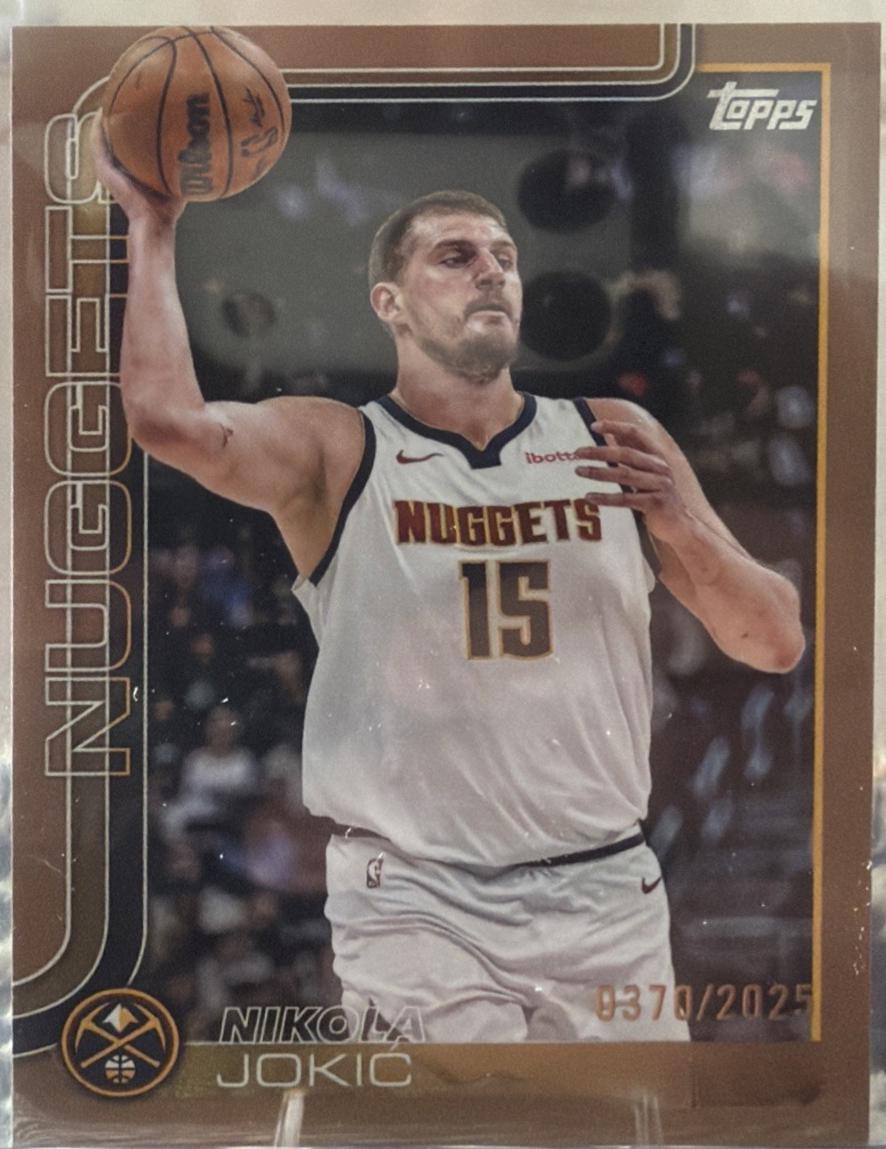 2025 Topps Nikola Jokic [Gold] #101 card