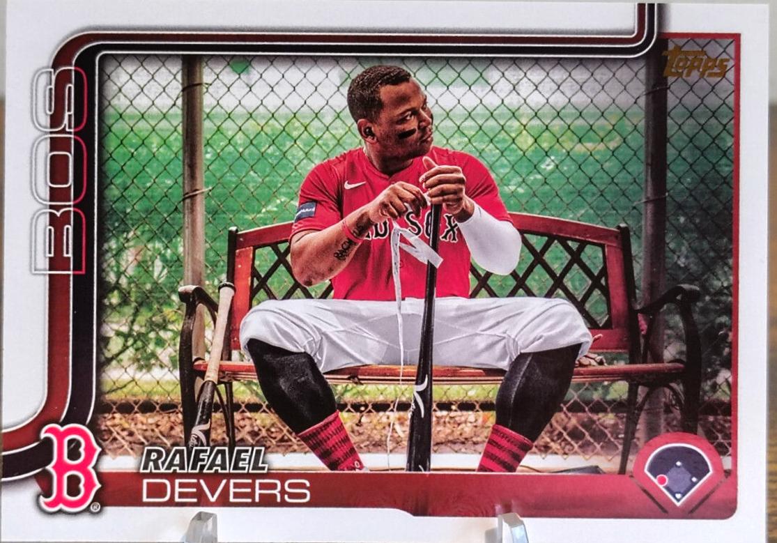 2025 Topps Rafael Devers [Golden Mirror Image Variation] #285 card