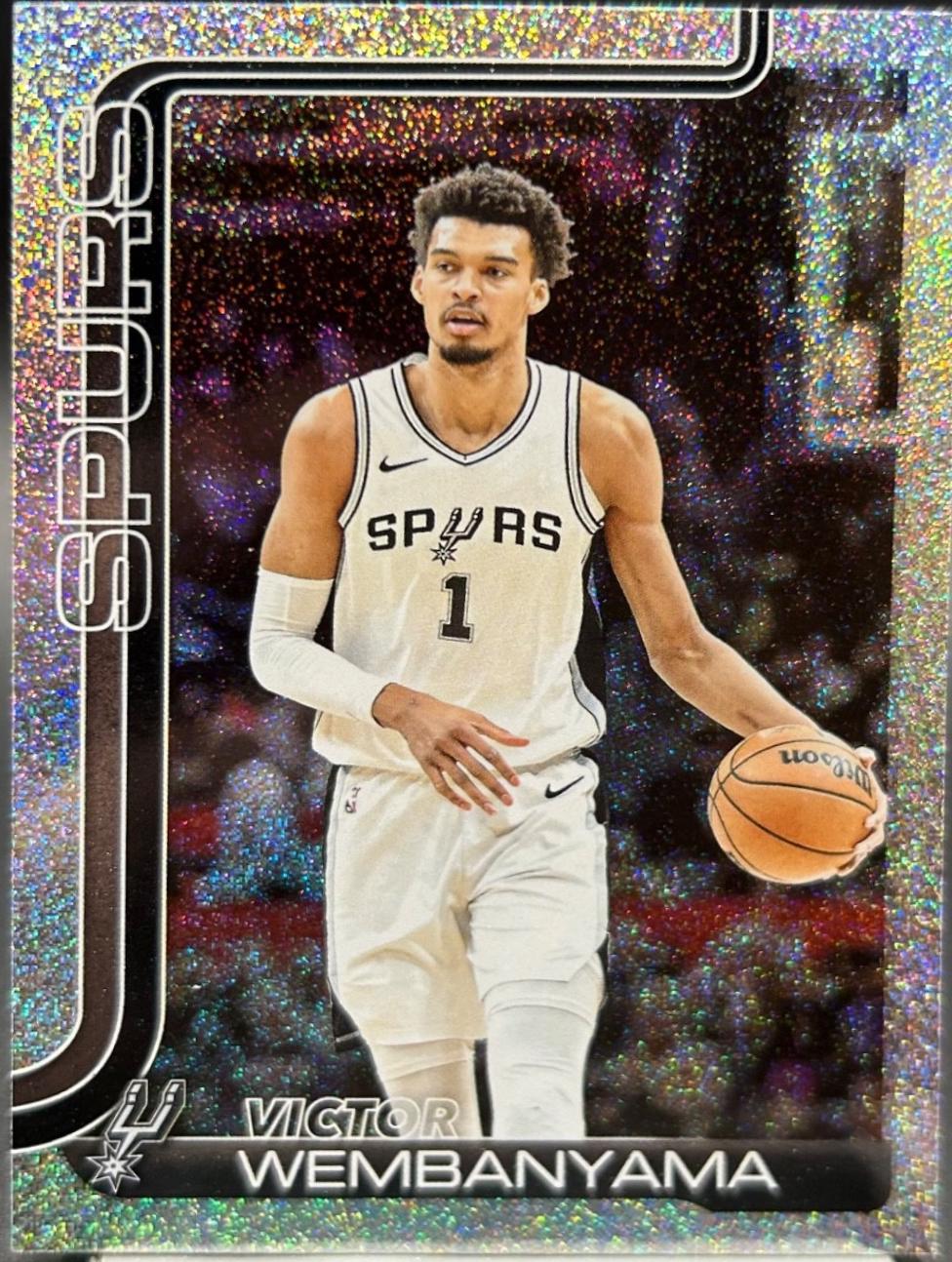 2025 Topps Victor Wembanyama [Sandglitter] #195 card