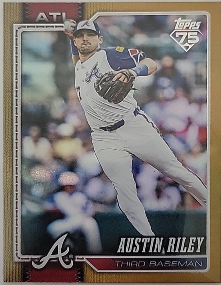 2026 Topps Austin Riley [Gold Sandglitter] #238 card
