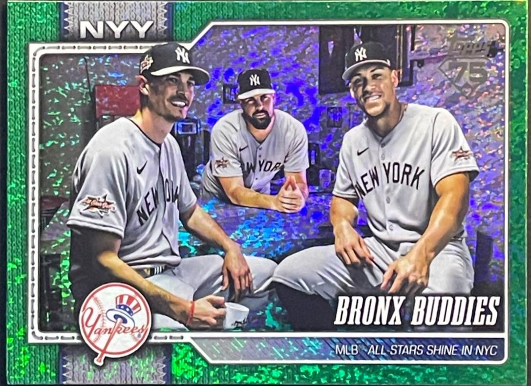2026 Topps Bronx Buddies [Green Diamante] #302 card
