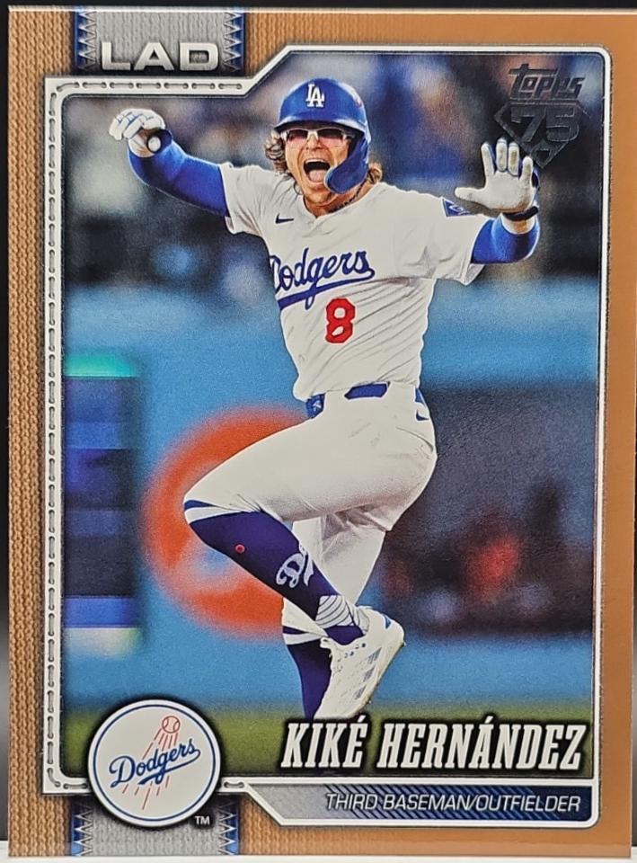 2026 Topps Series 2 Kike Hernandez [Gold] #571 card