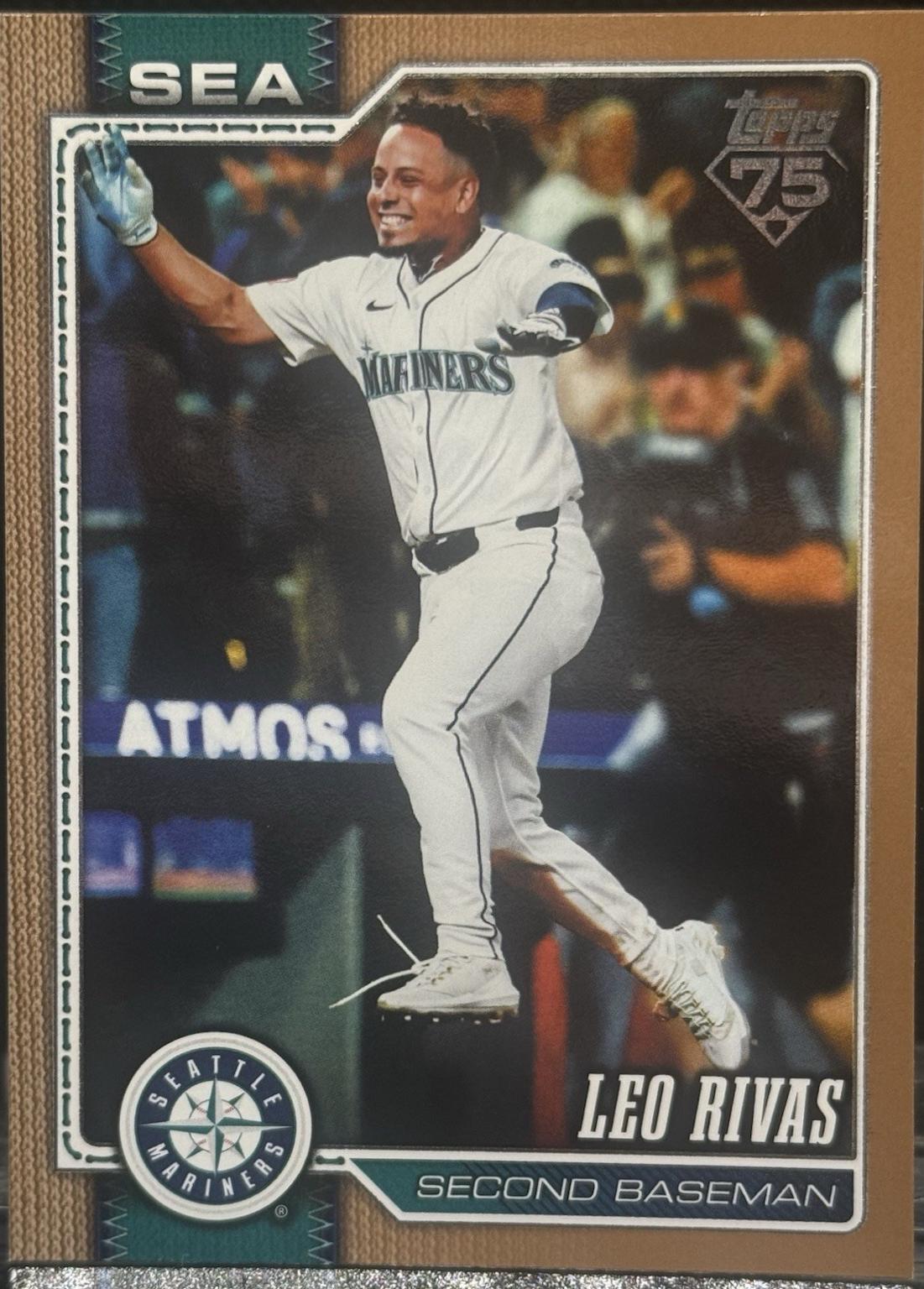 2026 Topps Series 2 Leo Rivas [Gold] #649 card