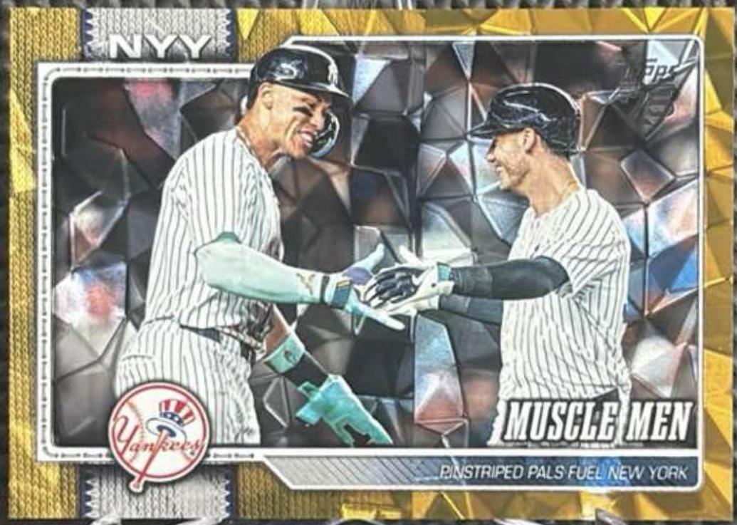 2026 Topps Series 2 Muscle Men [Gold Diamante Foil] #479 card