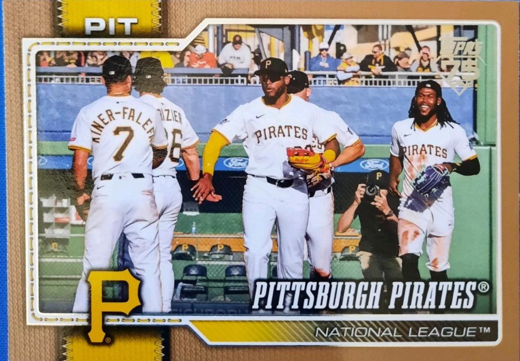2026 Topps Series 2 Pittsburgh Pirates [Gold] #467 card